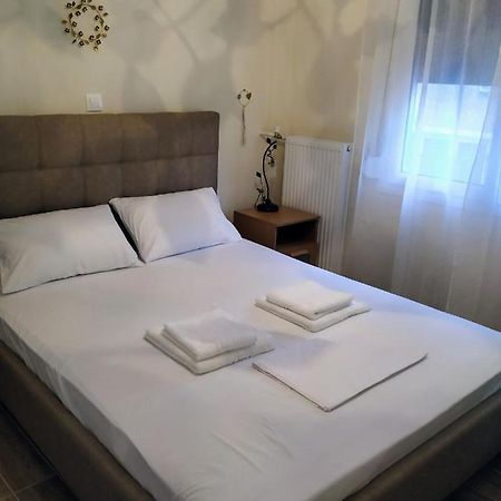 אתונה Kynosargous Square'S Apartment מראה חיצוני תמונה