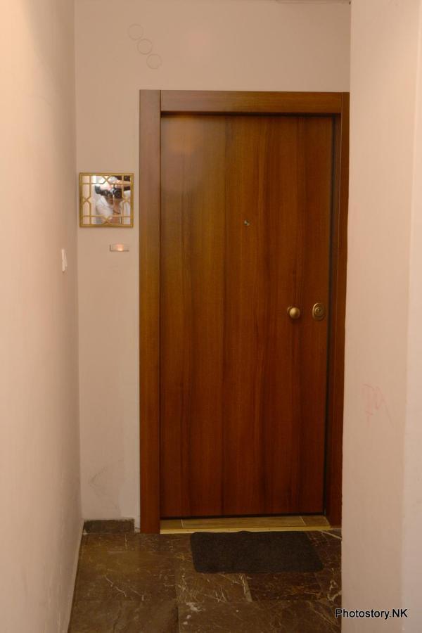אתונה Kynosargous Square'S Apartment מראה חיצוני תמונה